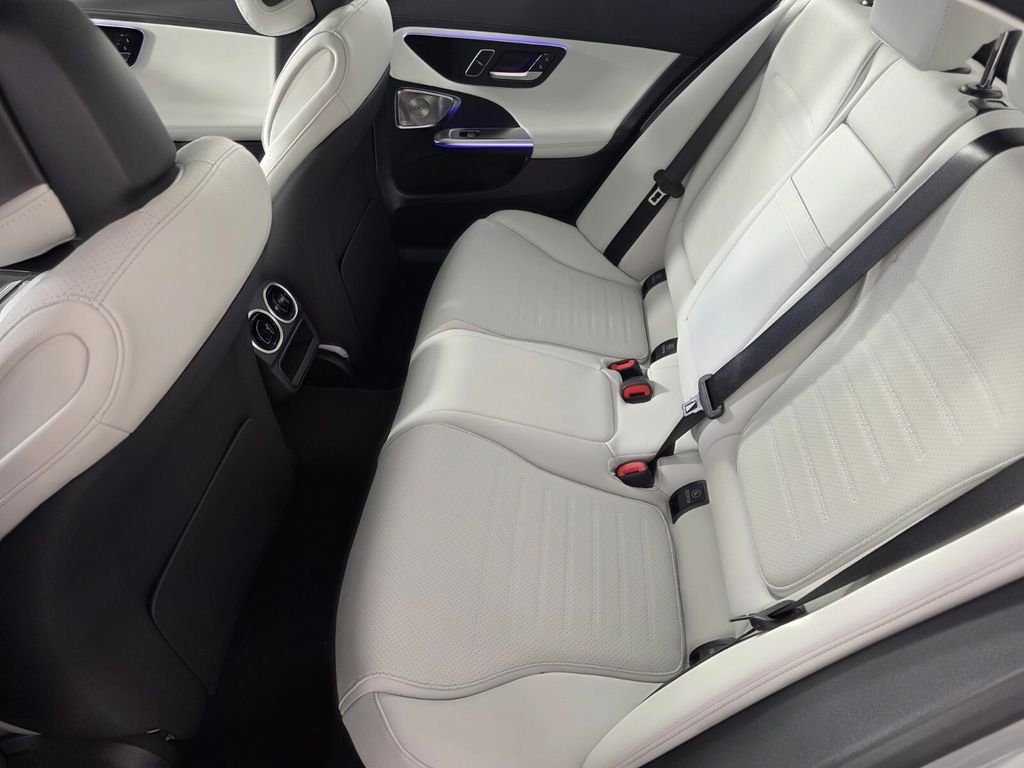New 2026 MANUFAKTUR Alpine Grey Mercedes-Benz C 300 image 11