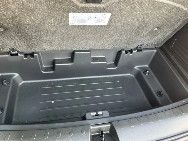Used 2023 White Chevrolet LT Leather image 29