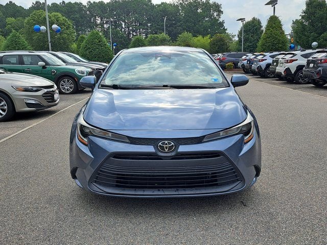 Used 2023 Gray Toyota LE image 3