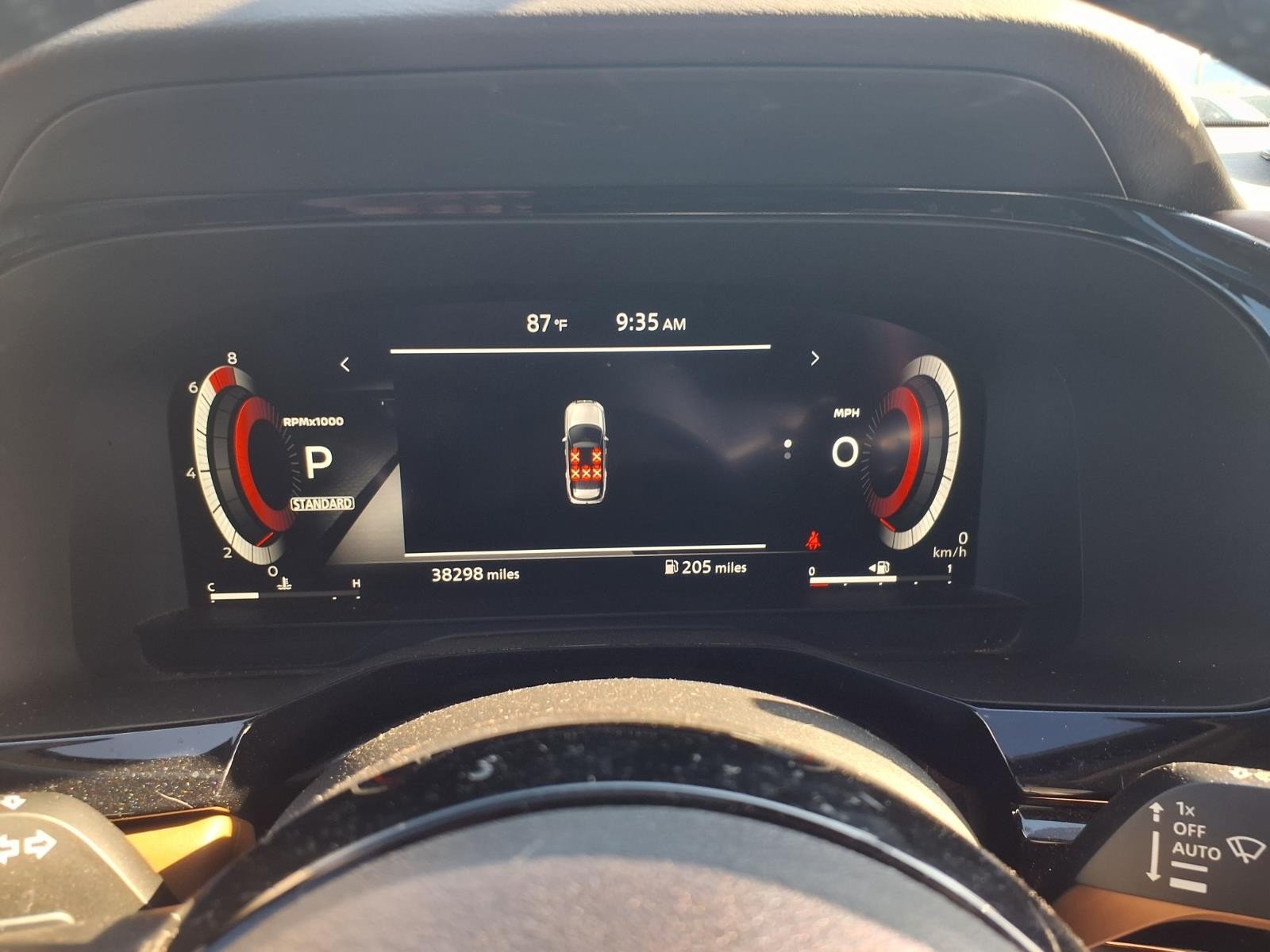 2023 Nissan Pathfinder Platinum  at Robbins Nissan