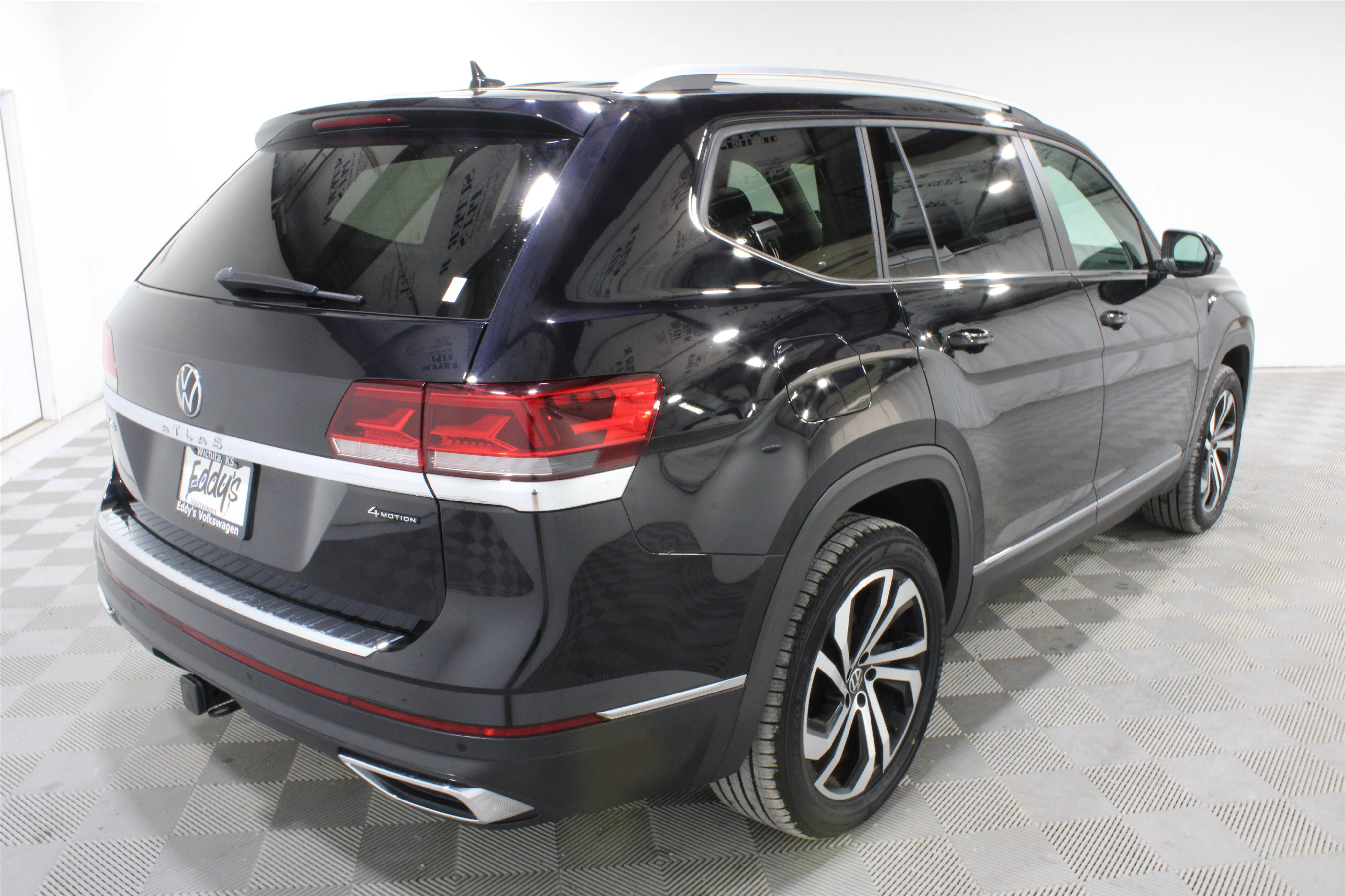2023 Volkswagen Atlas SEL - Photo 30