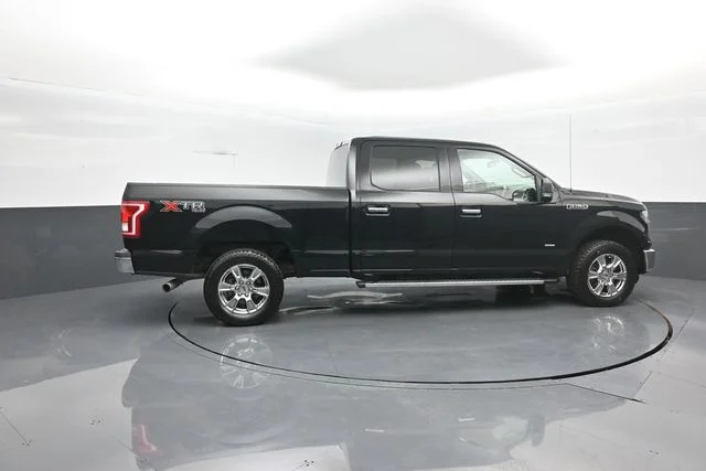 Used 2016 Shadow Black Ford XLT image 8