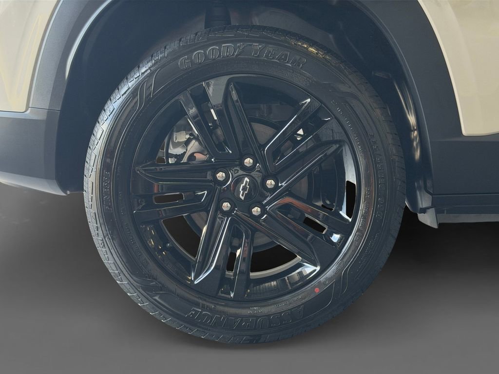 New 2026 White Sands Chevrolet ACTIV image 10