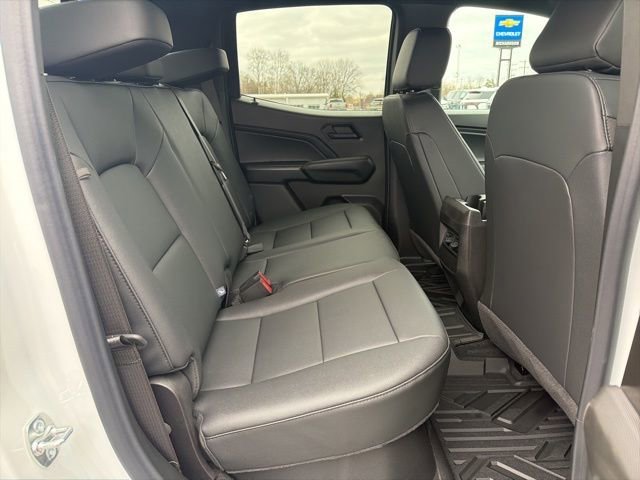 New 2026 Summit White Chevrolet Trail Boss image 18
