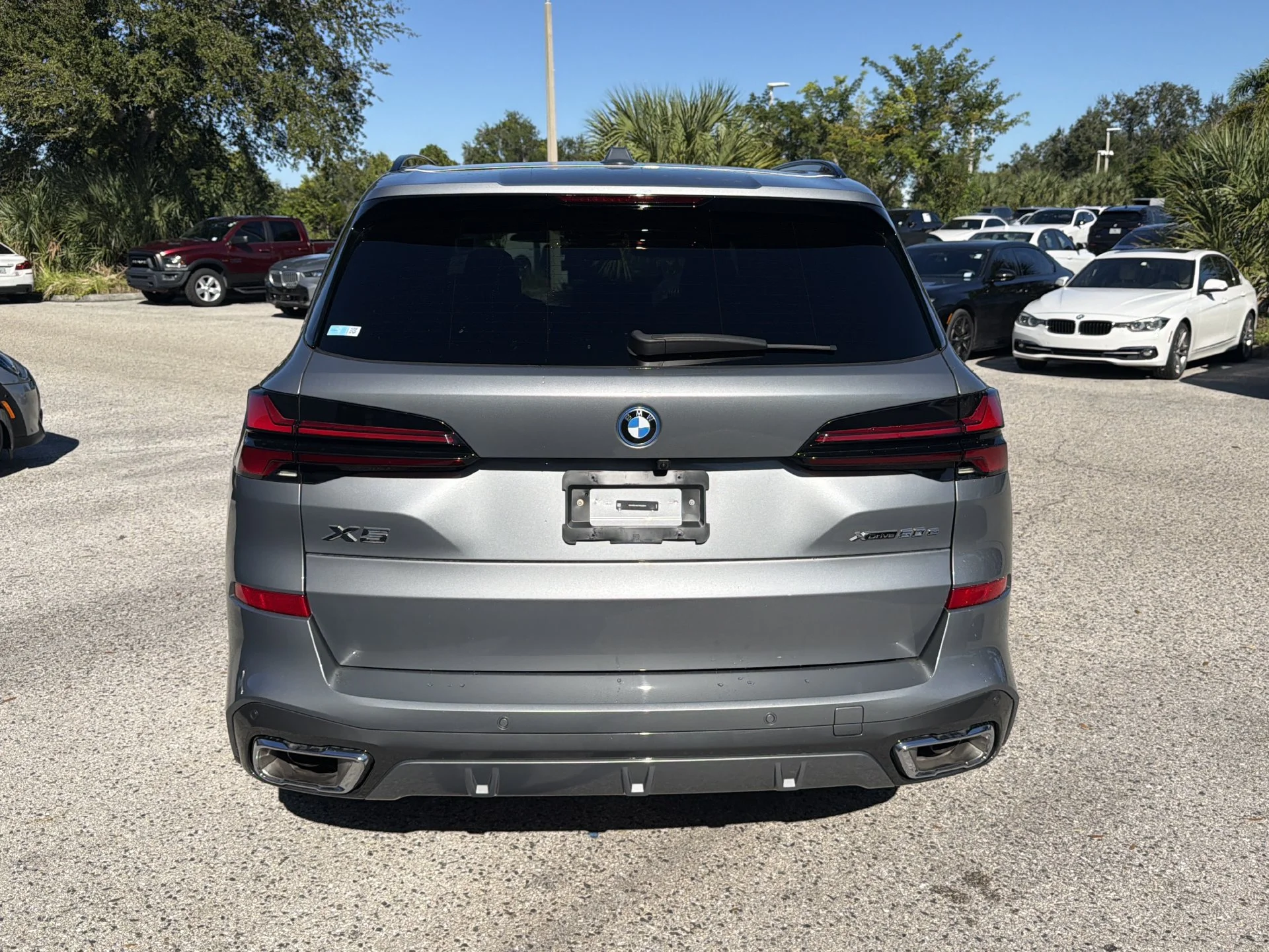 Used 2026 Gray BMW xDrive50e image 5