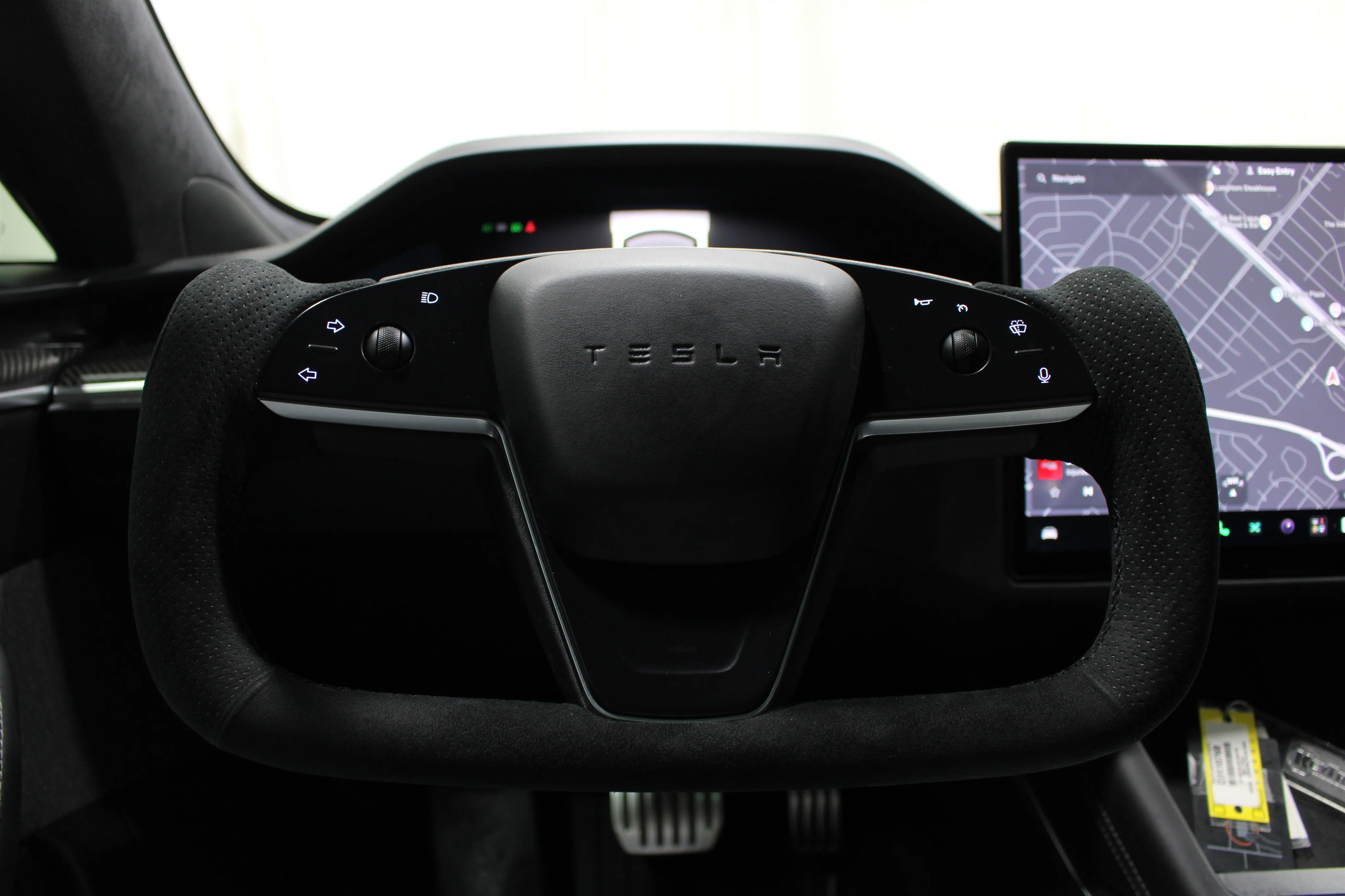 Used 2021 Pearl White Multi-Coat Tesla Plaid image 9