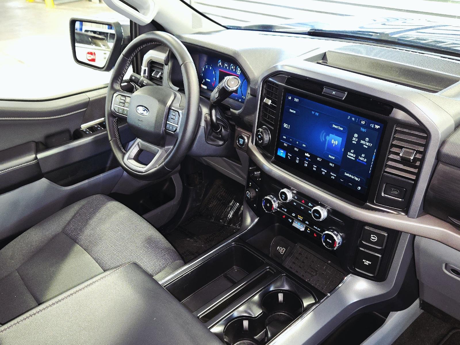 Used 2025 Atlas Blue FORD XLT image 56