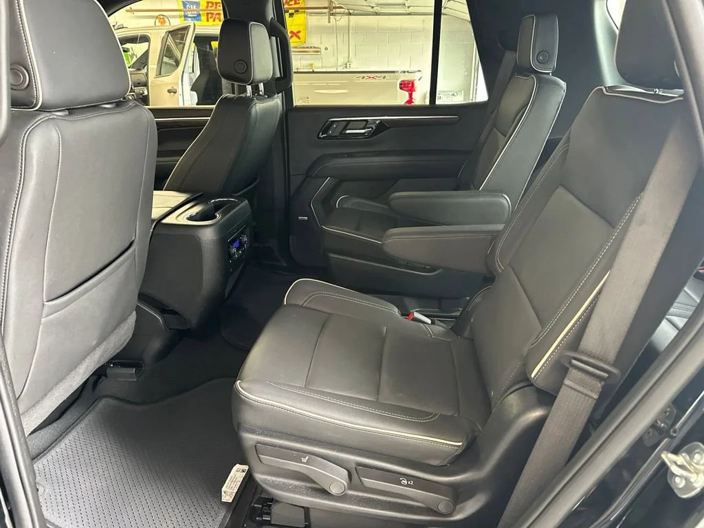 Used 2025 Black Chevrolet Premier image 23