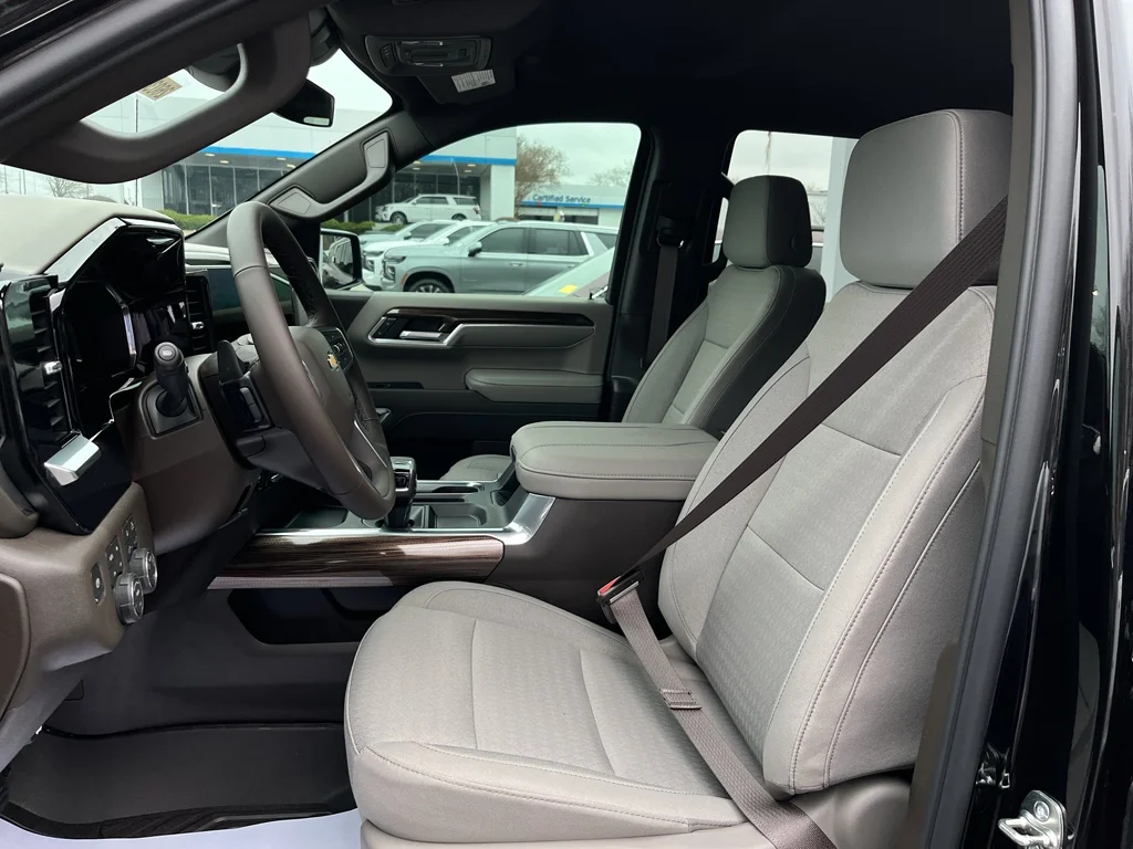 2026 Chevrolet Silverado 1500 LT - Photo 11
