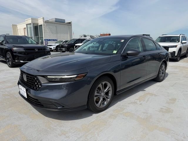 Used 2024 Gray Honda EX image 3