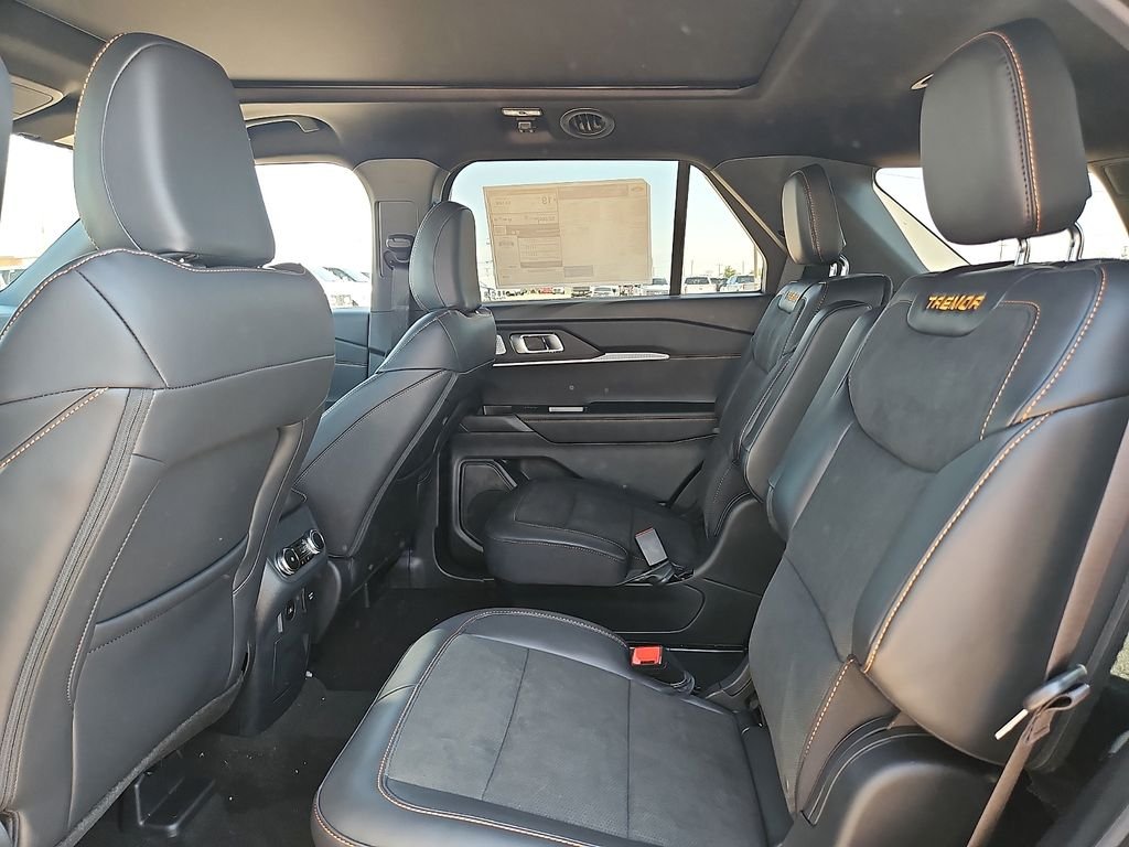 New 2026 Vapor Blue Metallic Ford Tremor® image 16