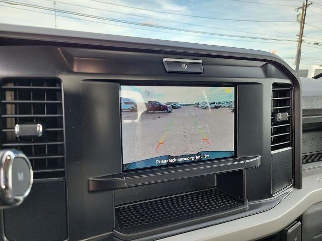 New 2026 Oxford White Ford F-250® XL image 22