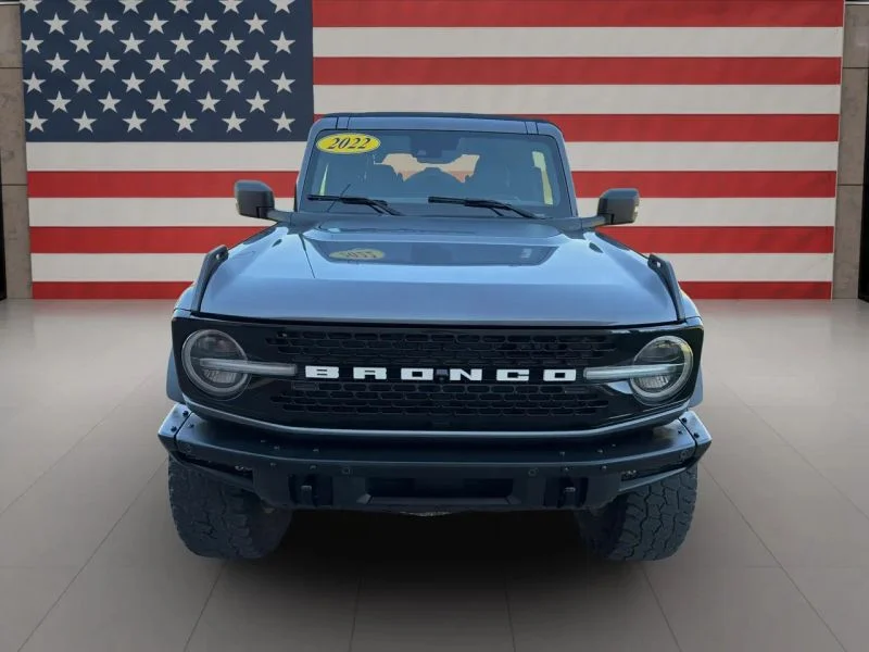 Used 2022 Gray Ford Wildtrak Sport Utility 4D image 9
