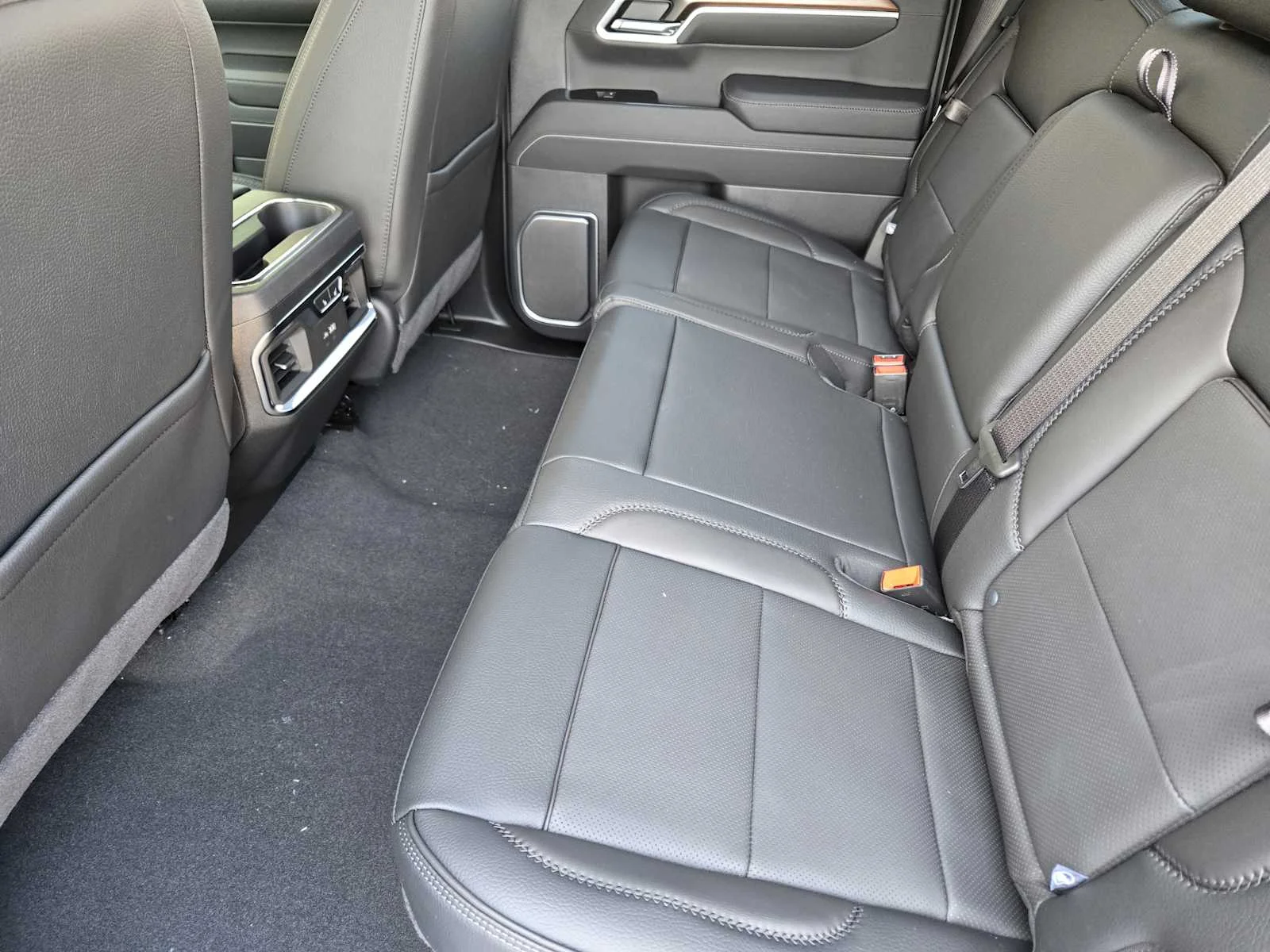 2026 GMC Sierra 1500 Denali - Photo 18