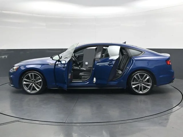 Used 2019  Audi Premium Plus image 39