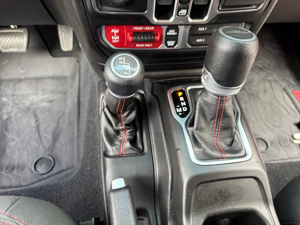 Used 2020 Red Jeep Rubicon image 33