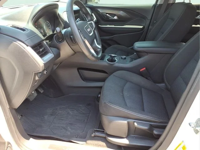 Used 2023 White GMC SLE image 20