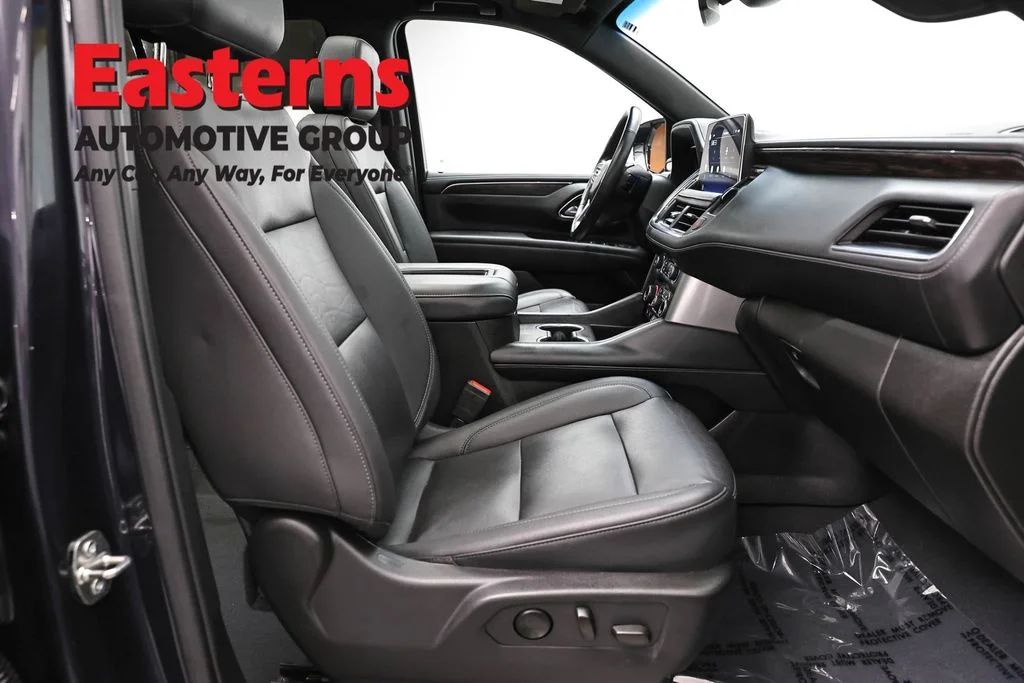 Used 2022 Gray Chevrolet LT image 27