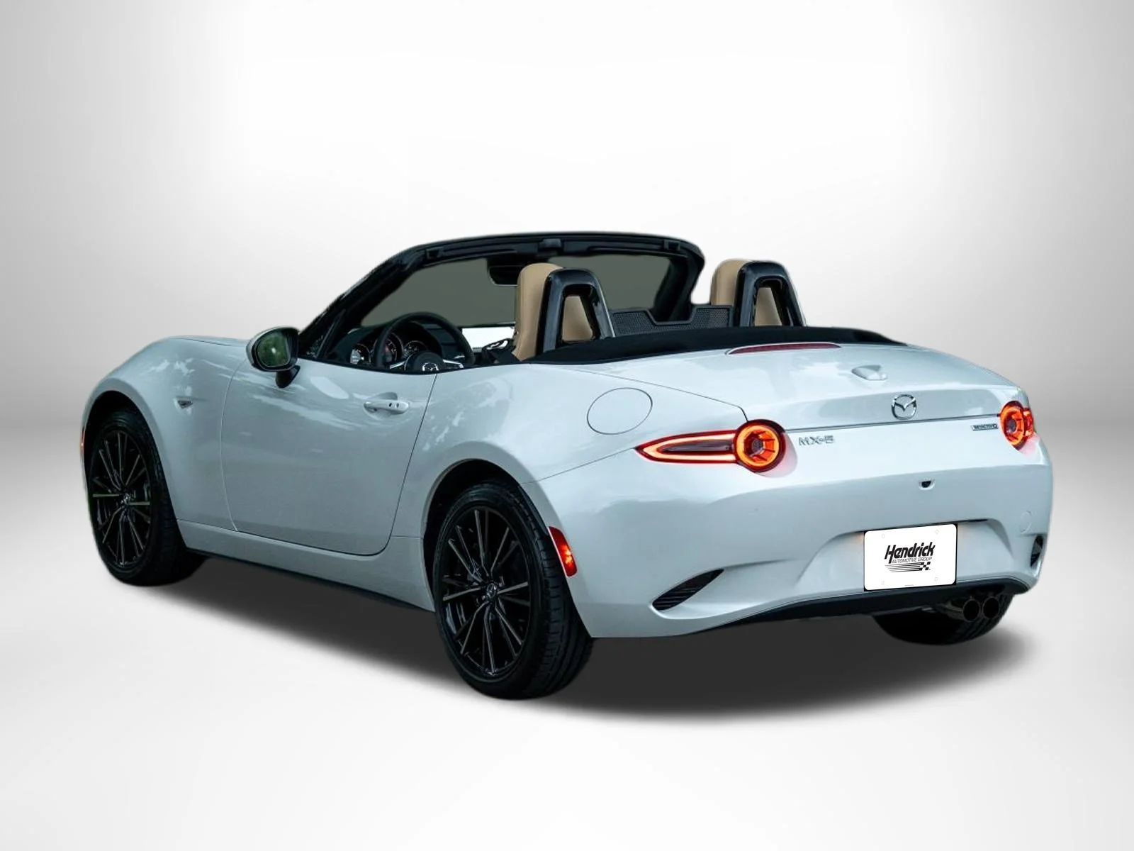 Used 2026 Snowflake White Pearl Mica Mazda Grand Touring image 7