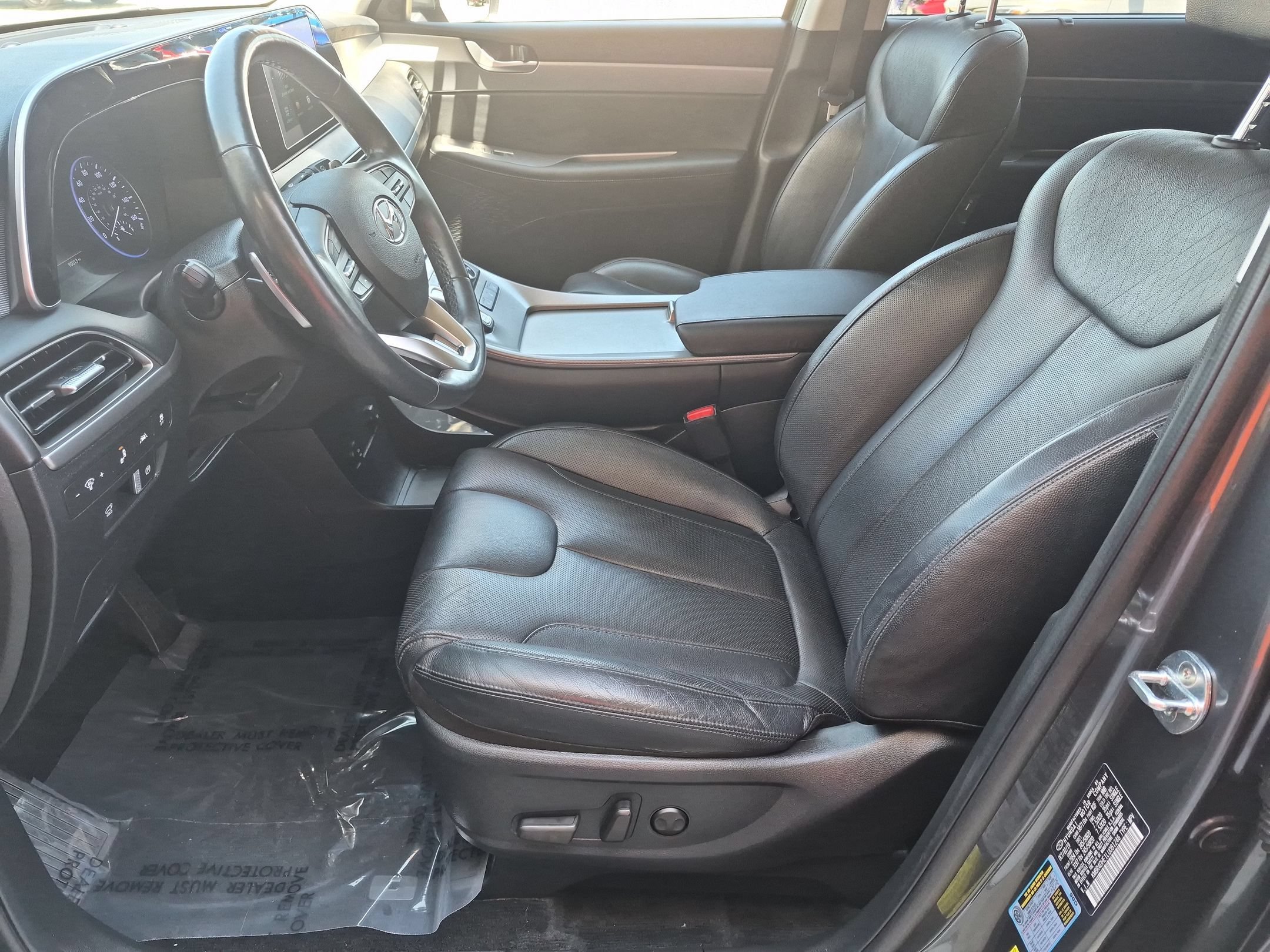 Used 2020 Rainforest Hyundai SEL AWD image 11