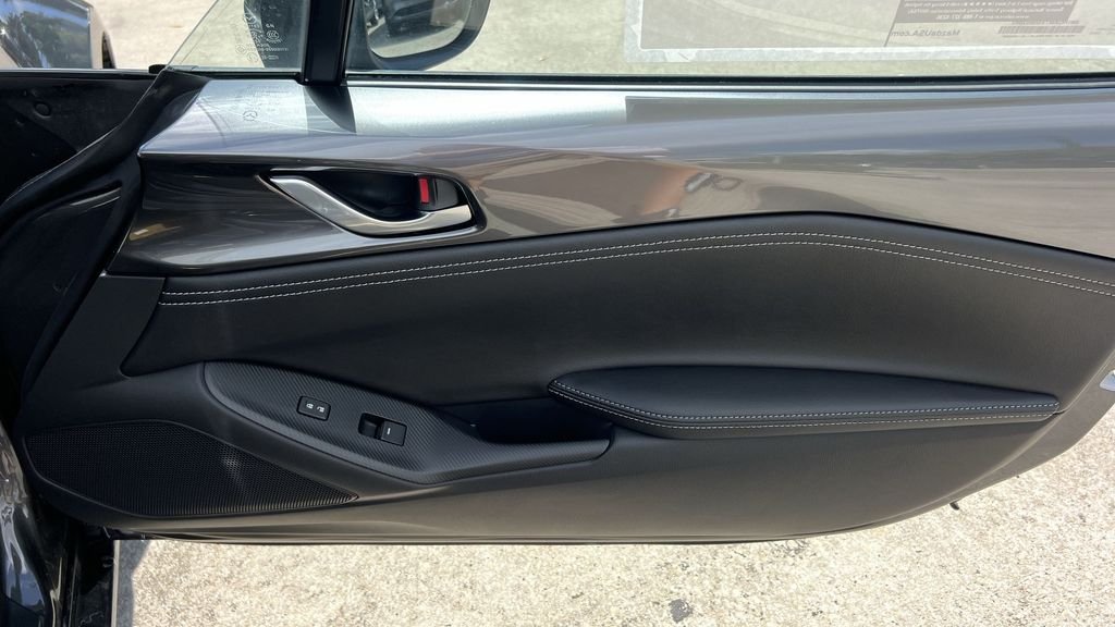 2025 Mazda MX-5 Miata RF Grand Touring - Photo 43