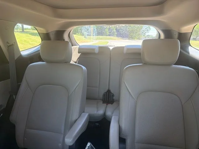 Used 2017 White Hyundai Limited Ultimate image 23
