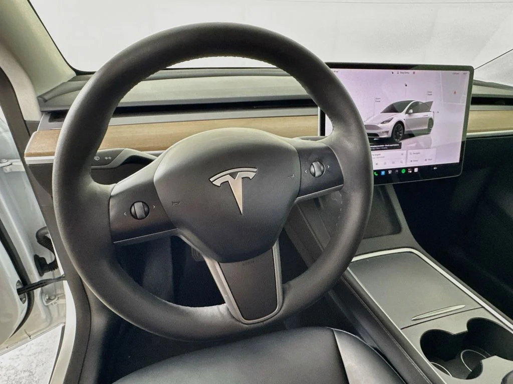 Used 2023 White Tesla Long Range image 11