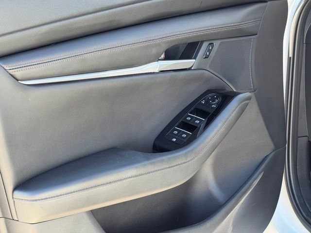 Certified Used 2025 Ceramic White Mazda 2.5 S Select Sport image 9