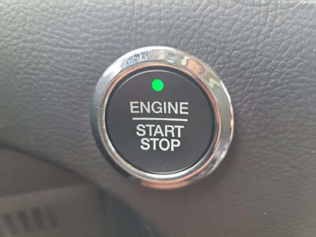 Used 2024 Silver Ford SE image 27