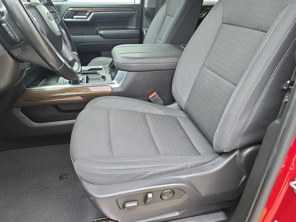 Used 2024 Radiant Red Tintcoat Chevrolet RST image 20