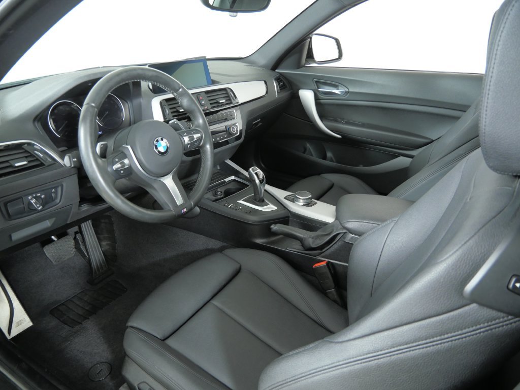 Used 2018 Alpine White BMW M240i image 30