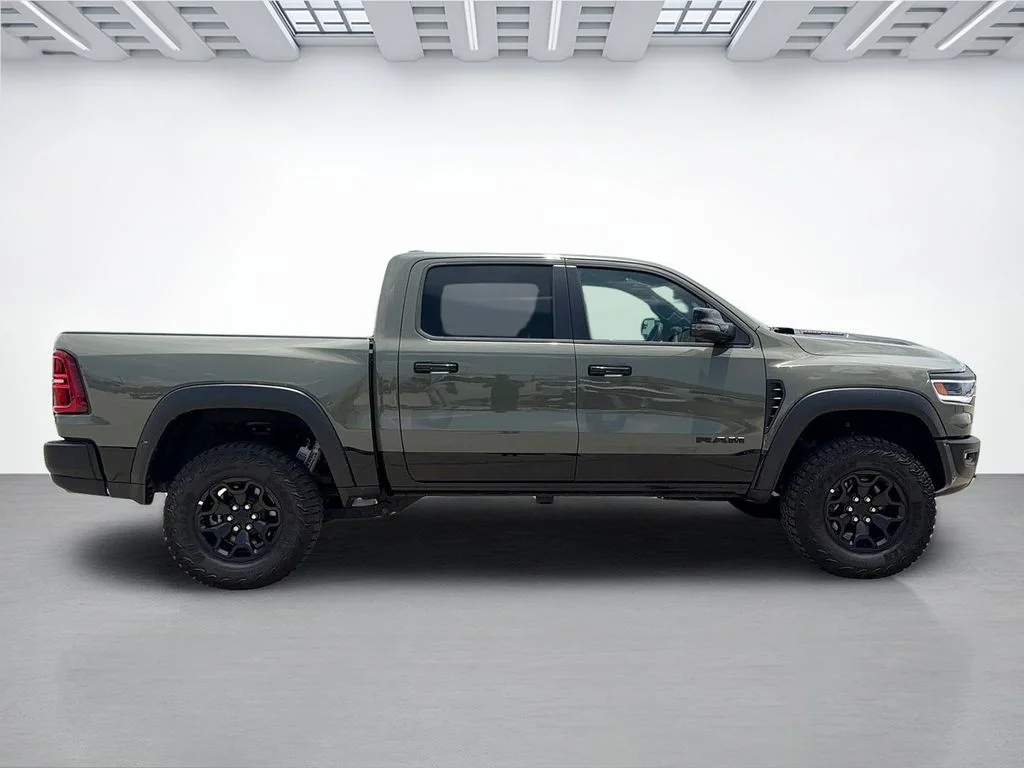 New 2026 Serrano-Green Metallic Exterior Paint RAM RHO image 2