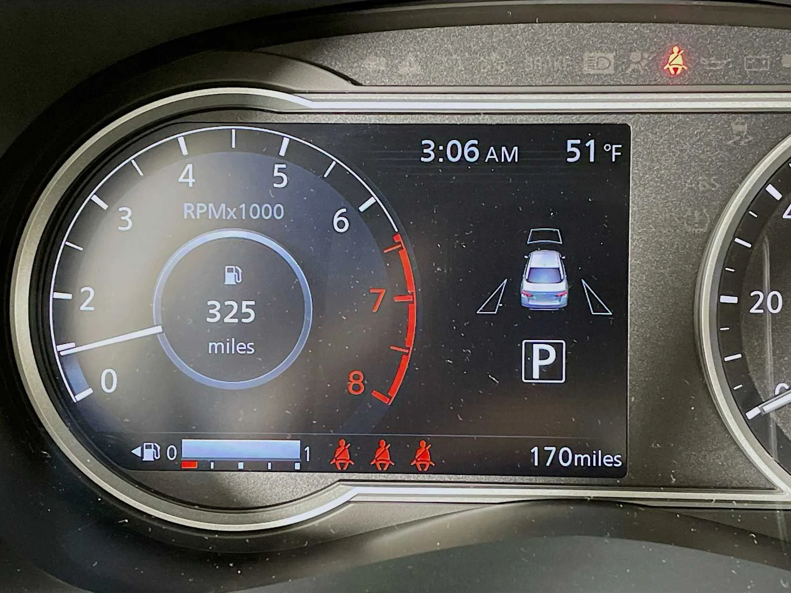 Certified Used 2025 Gray Sky Pearl Nissan SR image 10
