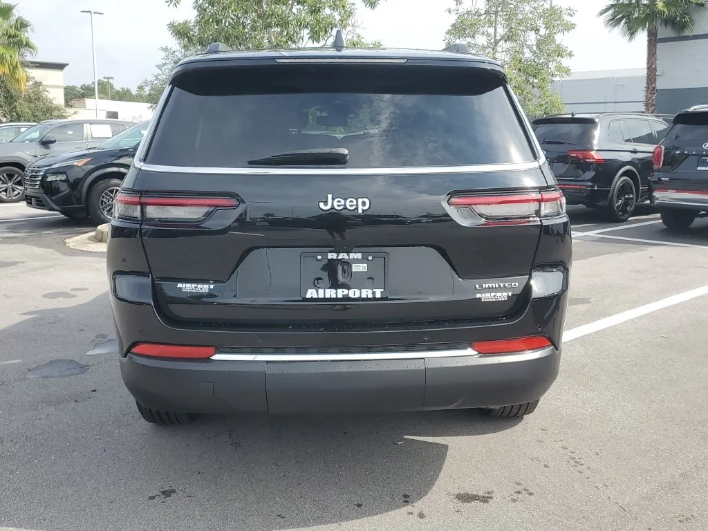 Used 2023 Black Jeep Limited image 6