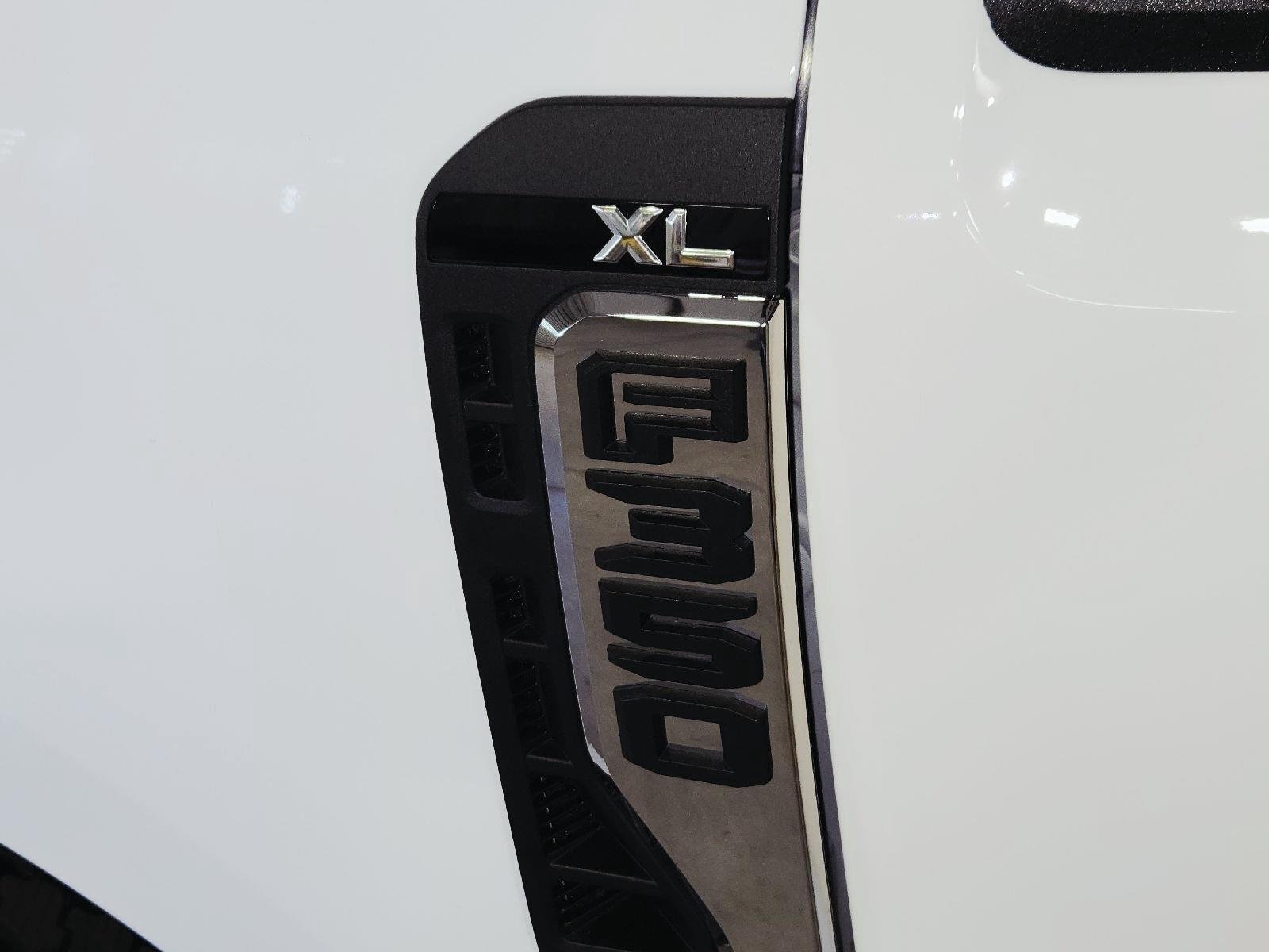 New 2026 Oxford White Ford F-350® XL image 52