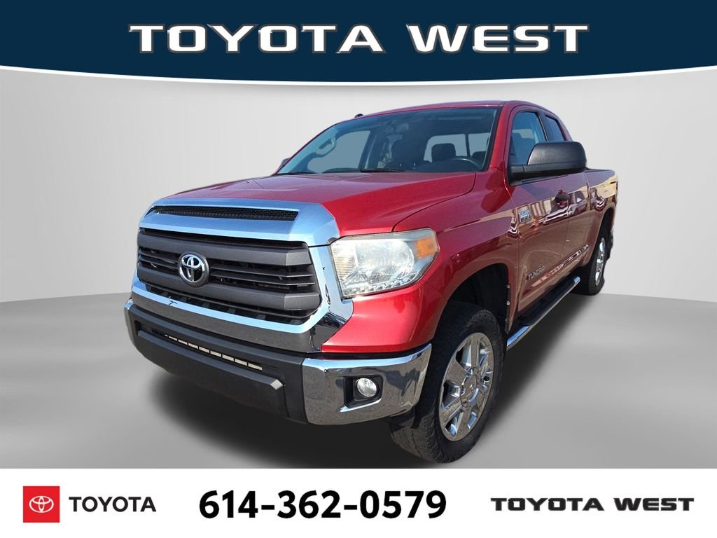 Used 2014 Red Toyota SR5 image 4