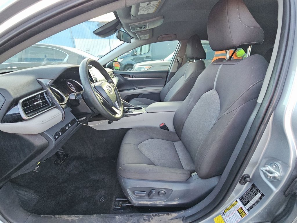 2021 Toyota Camry LE photo 2