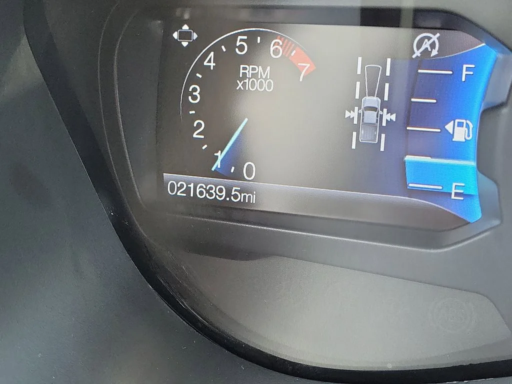 Certified Used 2022 Silver Ford Lariat image 28