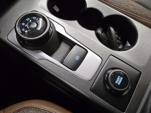 New 2026 Shadow Black FORD OUTER BANKS image 24