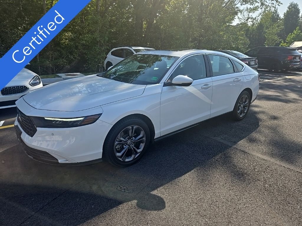 Certified Used 2025 Platinum White Pearl Honda EX-L image 1