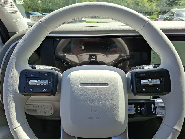 New 2027 White Hyundai SEL image 13