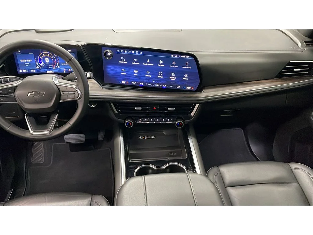 Used 2025 Sterling Gray Metallic Chevrolet Z71 image 28