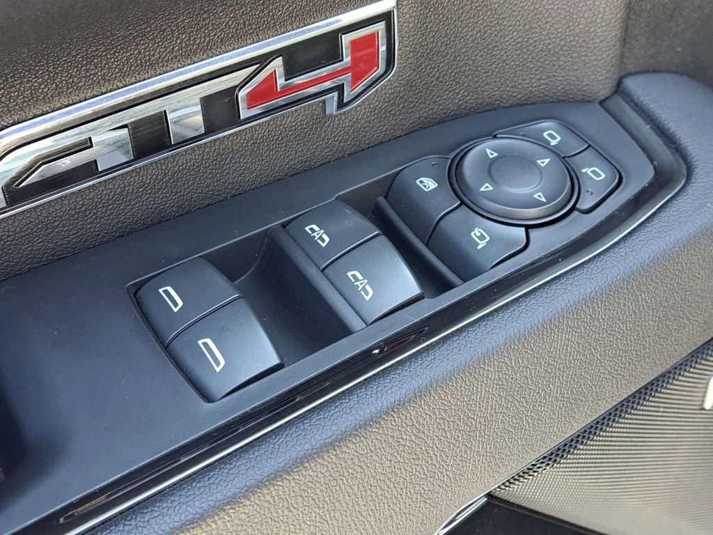 Used 2023 Summit White GMC AT4 image 19