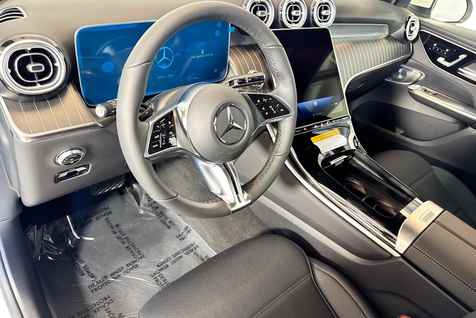 New 2026 Polar White Mercedes-Benz GLC 300 image 9