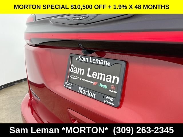New 2026 Red Hot Pearl-Coat Exterior Paint Chrysler Select image 36