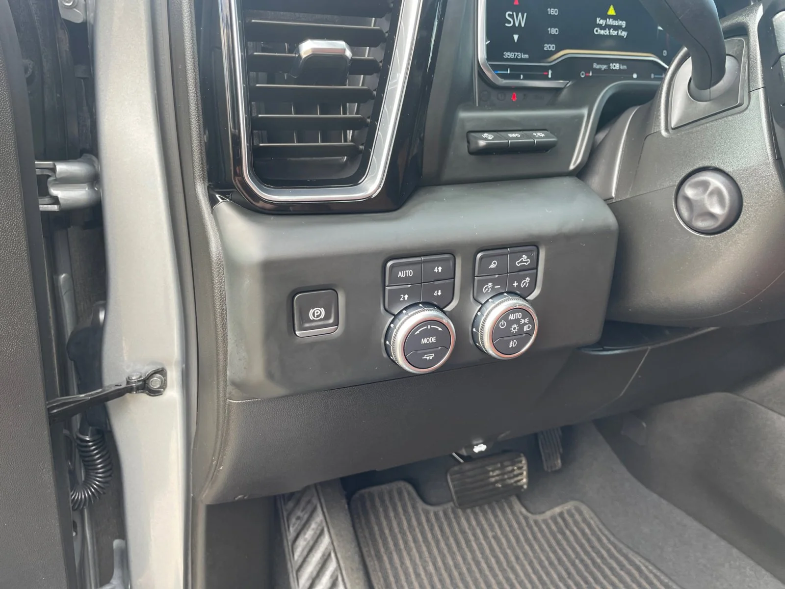 Used 2024 Gray GMC Denali Ultimate Crew Cab image 16