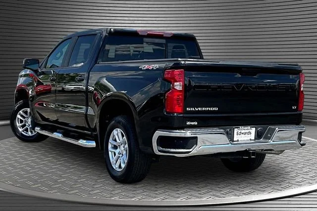 New 2026 Black Chevrolet LT image 3