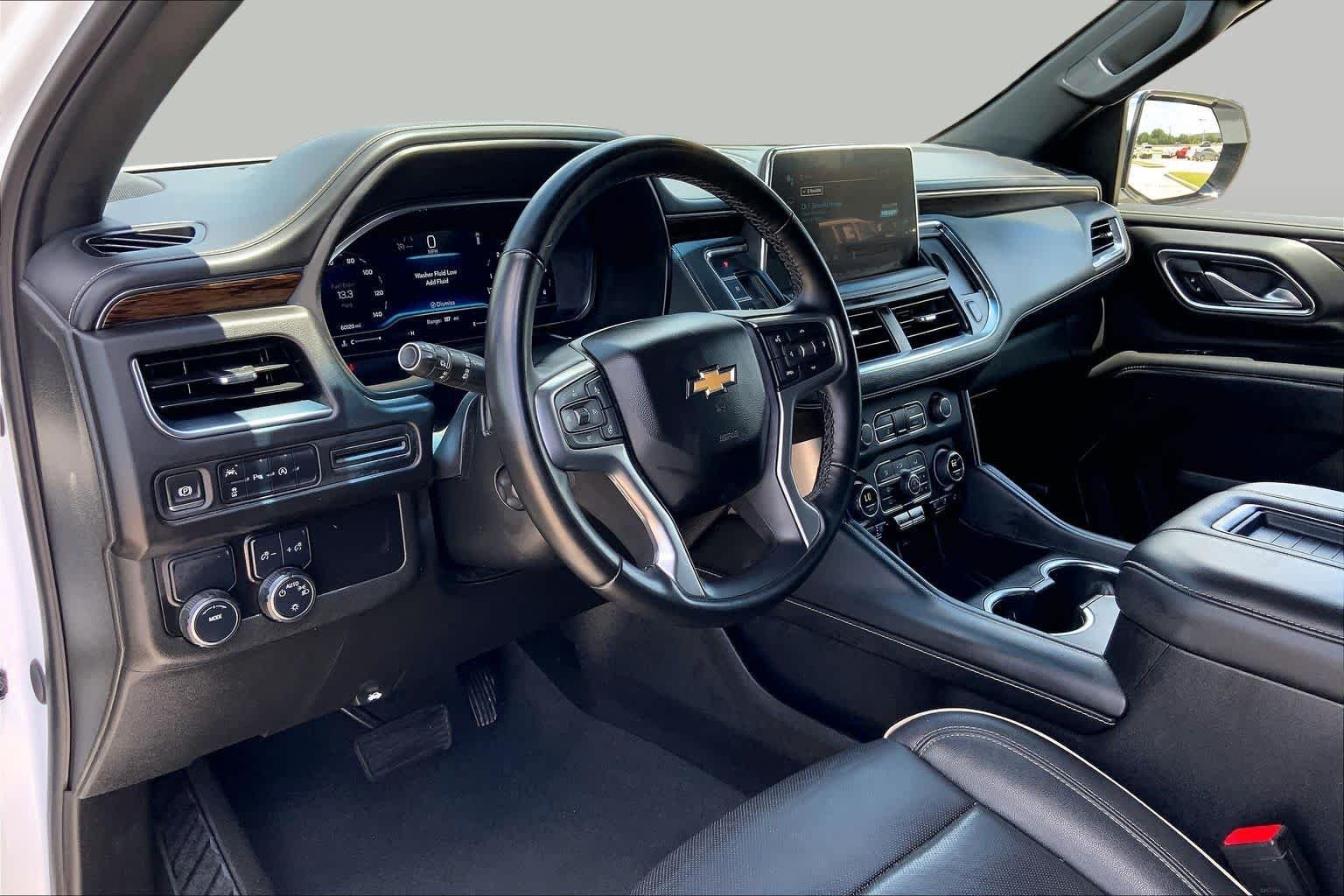 Used 2024 Summit White Chevrolet Premier image 17