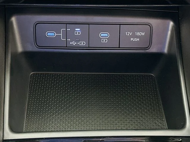 New 2026 Hyundai TUCSON SEL