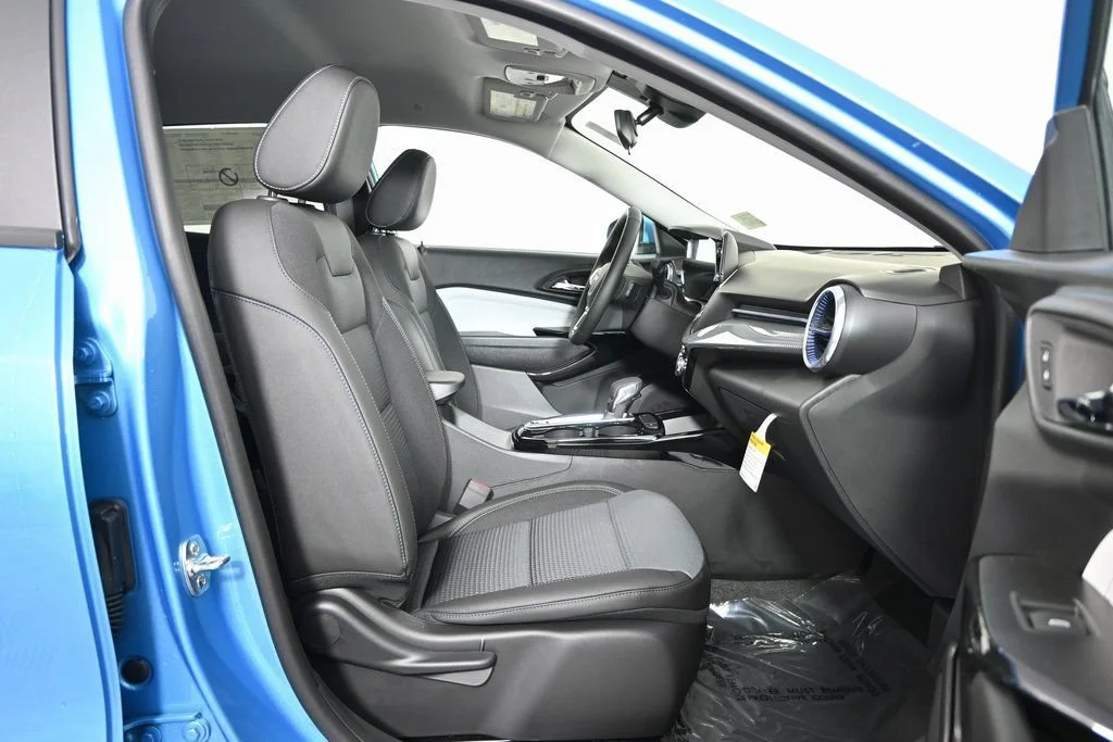 2026 Chevrolet Trax LT - Photo 12